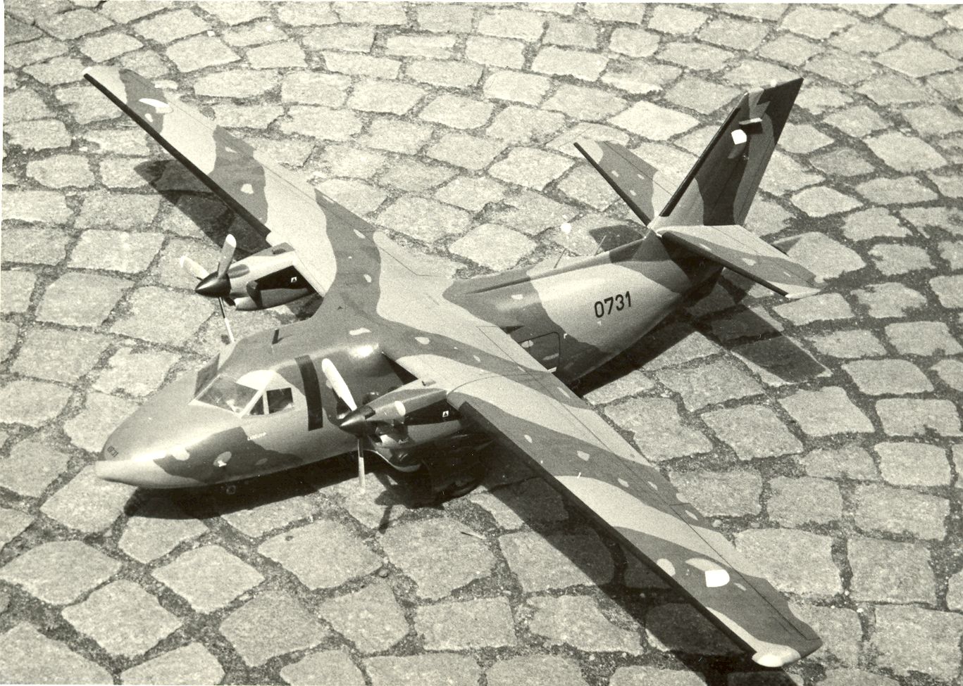 1986-07_armádní soutěž_nelétající L-410